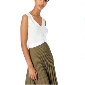 N:PHILANTHROPY PEPPER V NECK TANK TOP WOMEN COLOR WHITE SIZE S